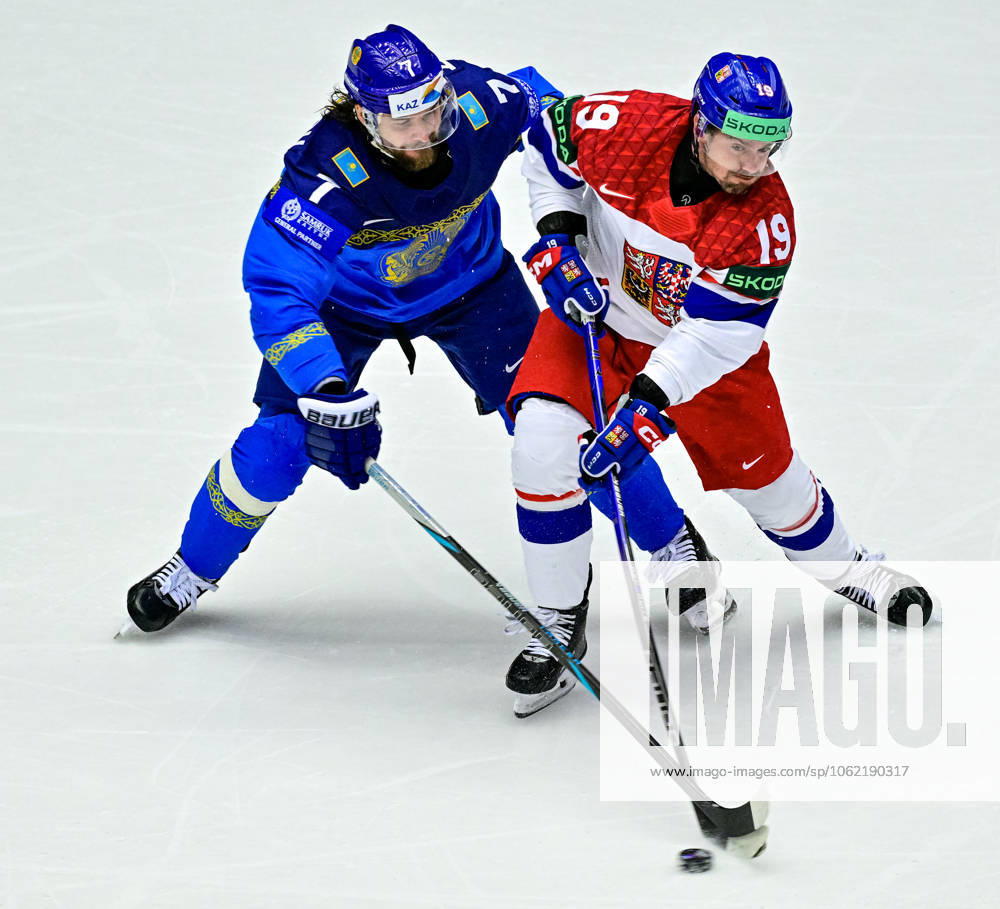 Leonid Metalnikov of Kazakhstan, left, and Jakub Flek of Czech Republic in action during the Group B match Czech Republic vs Kazakhstan at the 2025 IIHF Ice hockey, Eishockey World Championship, WM, Weltmeisterschaft in Herning, Denmark, May 17, 2025. (CTKxPhoto VitxSimanek) CTKPhotoF202505180039201 CTKPhotoF202505180039201