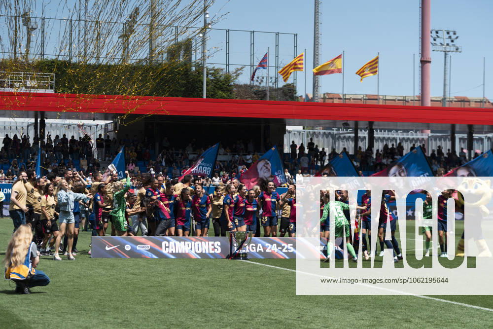 FC Barcelona, Barca Femeni v Athletic Club Femenino - Liga F FC Barcelona women s team celebrating with the 2025 league winners cup at MATCHDAY 30 Liga F match between FC Barcelona and Athletic Club last game of the season at Estadi Johan Cruyff on May 18, 2025 in Barcelona, Spain Barcelona Spain
