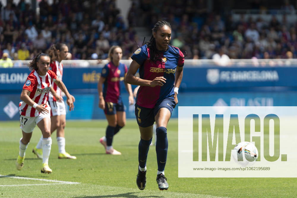 FC Barcelona, Barca Femeni v Athletic Club Femenino - Liga F Salma Paralluelo of FC Barcelona plays during the MATCHDAY 30 Liga F match between FC Barcelona and Athletic Club, the last game of the season, at Estadi Johan Cruyff in Barcelona, Spain, on May 18, 2025. Barcelona Spain