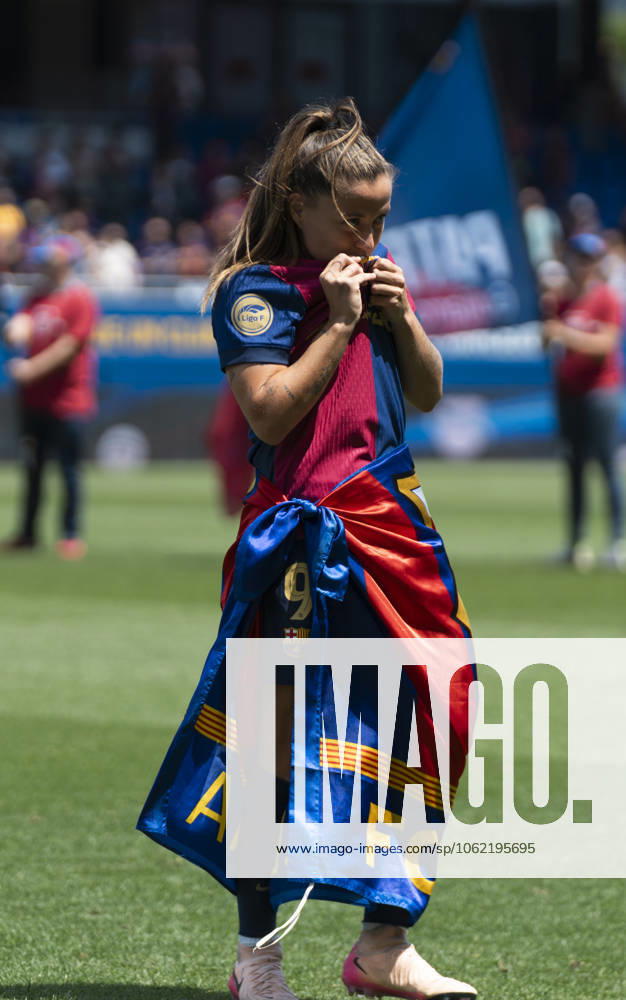 FC Barcelona, Barca Femeni v Athletic Club Femenino - Liga F Claudia Pina presents the players during the celebration of the league title after the MATCHDAY 30 Liga F match between FC Barcelona and Athletic Club, the last game of the season, at Estadi Johan Cruyff in Barcelona, Spain, on May 18, 2025 Barcelona Spain