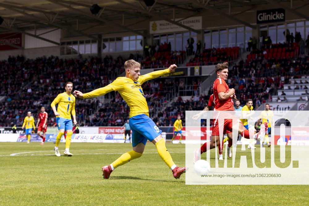 Regionalliga Nordost: FC Rot-Weiß Erfurt vs. 1. FC Lok Leipzig; Erfurt; 18.05.2025 Stefan Maderer ( 9; 1. FC Lokomotive Leipzig) Regionalliga Nordost: FC Rot-Weiß Erfurt vs. 1. FC Lok Leipzig; Steigerwaldstadion Erfurt