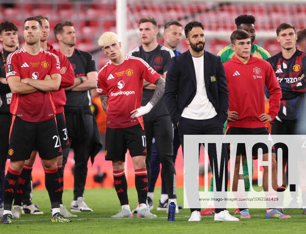 Bilbao, Spain, 21st May 2025. Ruben Amorim manager of Manchester United, ManU looks dejected after the Tottenham Hotspur vs Manchester United UEFA Europa League Final match at San Mames, Bilbao. Picture credit should read: David Klein Sportimage . SPI_250_DK_Tottenham_Man_Utd SPI-3943-0253