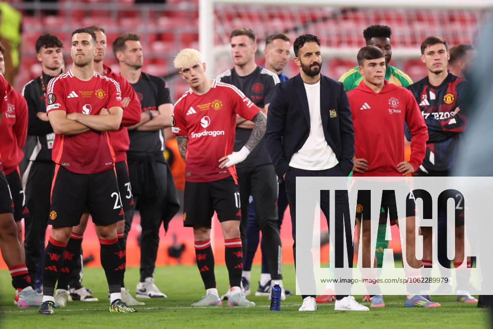 Bilbao, Spain, 21st May 2025. Ruben Amorim manager of Manchester United, ManU looks dejected after the Tottenham Hotspur vs Manchester United UEFA Europa League Final match at San Mames, Bilbao. Picture credit should read: David Klein Sportimage . SPI_325_DK_Tottenham_Man_Utd SPI-3943-0348