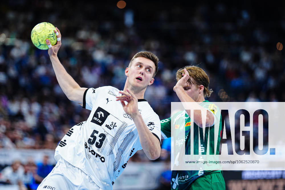 Nikola Bilyk (THW Kiel, 53), Andri Mar Runarsson (SC DHfK Leipzig, 04) GER, THW Kiel vs. SC DHfK Leipzig, Handball, Bundesliga, Spieltag, 31, Saison 2024 2025, 28.05.2025 GER, THW Kiel vs. SC DHfK Leipzig, Handball, Bundesliga, Spieltag, 31, Saison 2024 2025, 28.05.2025 Kiel