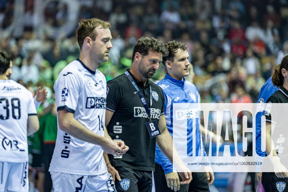 Handball Bundesliga; HSG Wetzlar - TBV Lemgo Lippe, 28.05.25 Florian Kehrmann (TBV Lemgo Lippe), Bobby Schagen (TBV Lemgo Lippe, 14), Constantin Möstl (TBV Lemgo Lippe, 1) Handball Bundesliga; HSG Wetzlar - TBV Lemgo Lippe: Wetzlar, 28.05.25