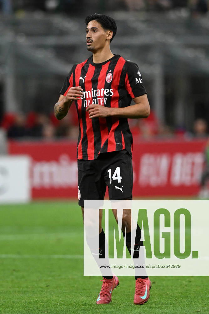 TIJANI REIJNDERS, Serie A 2024-25, Milan-Monza 2-0, Milan New Shirt 2025-26, azione, action, single shot SERIE A 2024-25 MILAN-MONZA 2-0 Milan Maglia Nuova 2025-26