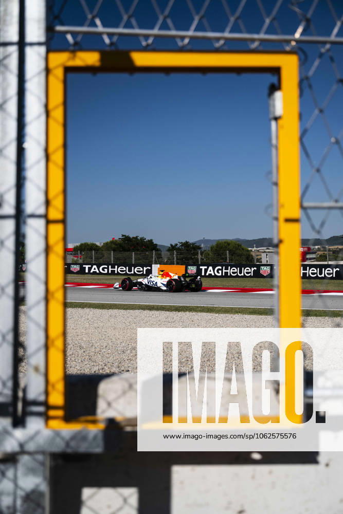 F1 - SPANISH GRAND PRIX 2025 30 LAWSON Liam (nzl), Visa Cash App RB F1 Team VCARB02, action during the Formula 1 Aramco Gran Premio de Espana 2025, Spanish Grand Prix 2025, 9th round of the 2025 FIA Formula One World Championship, WM, Weltmeisterschaft from May 30 to June 1, 2025 on the Circuit de Barcelona-Catalunya, in Montmelo, Spain - MontmeloSpain