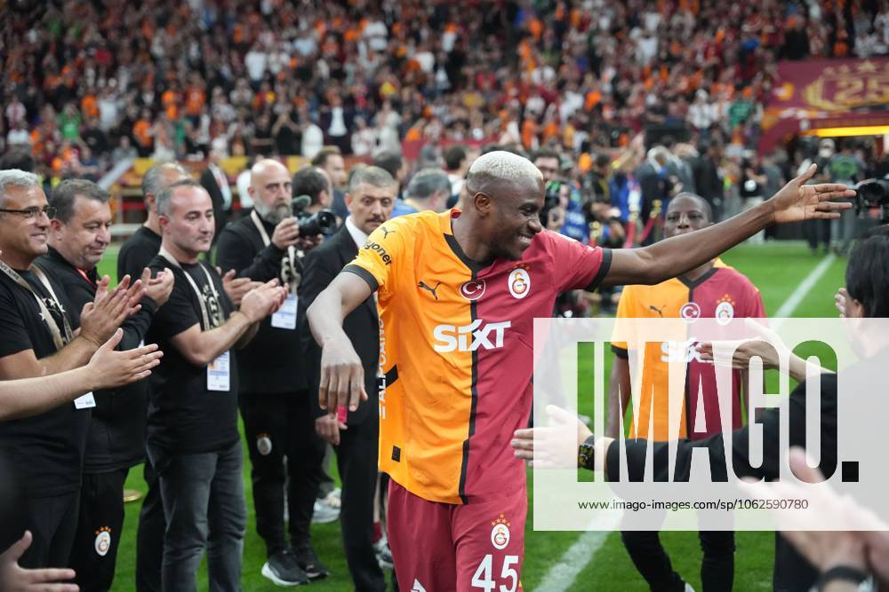 Victor Osimhen of Galatasaray after the Turkish Super League match between Galatasaray and Basaksehir FK at Rams Park Stadium in Istanbul , Turkey on May 30 , 2025. ( Photo by Seskimphoto) Istanbul Turkey Istanbul Turkey