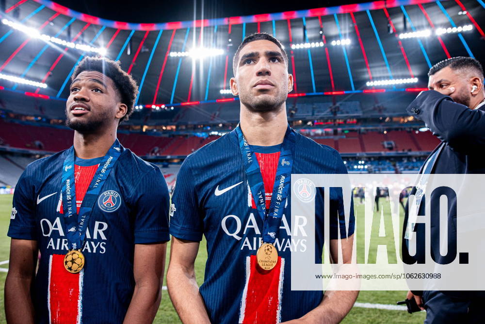 2025.06.01 Monachium 2024 2025 UEFA Final Ligi Mistrzow Allianz Arena Monachium PSG - Inter Mediolan N z Hakimi Desire Doue z pucharem ligi mistrzow with uefa champions league cup Foto Mateusz Porzucek PressFocus 2025.06.01 Monachium UEFA Champions League Final Allianz Arena stadium Munich Paris Saint Germain - FC Internazionale Milano PSG - Inter Mediolan Hakimi Desire Doue z pucharem ligi mistrzow with uefa champions league cup Credit: Mateusz Porzucek PressFocus NEWSPIX.PL --- newspix.pl