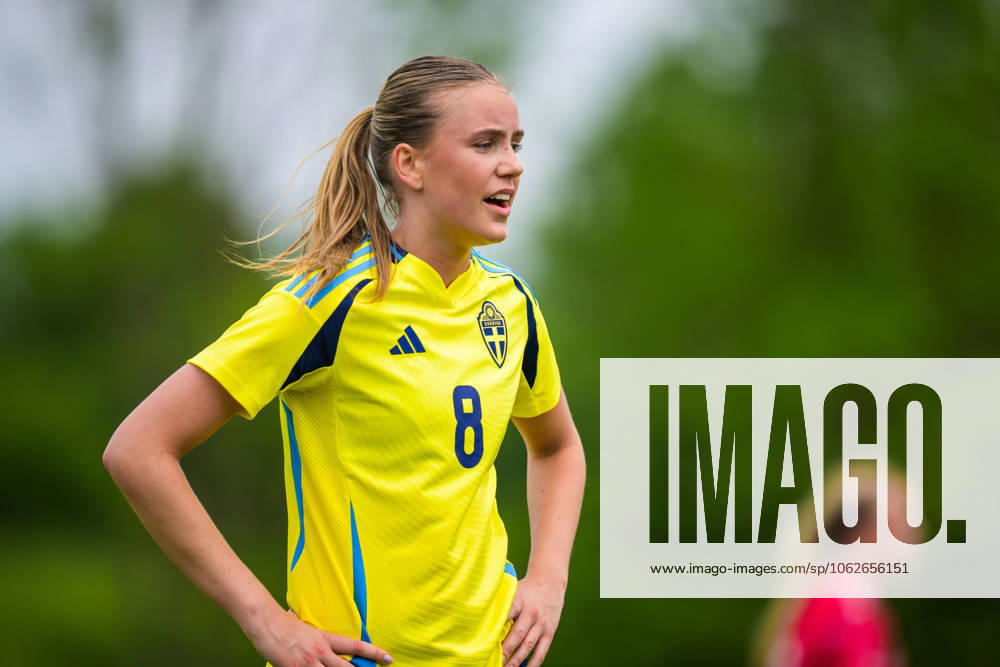 Fabienne Bartholdson of Sweden during the International Friendly, Länderspiel, Nationalmannschaft football match between Sweden and Denmark on June 1, 2025 in Borgholm. Photo: Suvad Mrkonjic BILDBYRAN COP 170 SM0400 fotboll football soccer fotball u18 f18 sverige sweden danmark denmark dambbeng