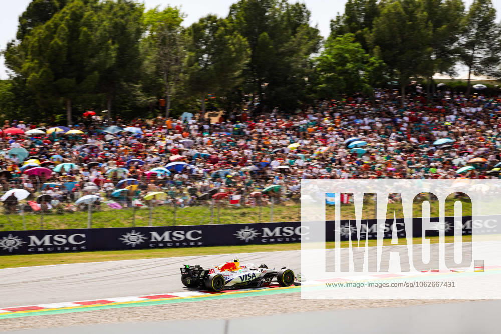 F1 - SPANISH GRAND PRIX 2025 30 LAWSON Liam (nzl), Visa Cash App RB F1 Team VCARB02, action during the Formula 1 Aramco Gran Premio de Espana 2025, Spanish Grand Prix 2025, 9th round of the 2025 FIA Formula One World Championship, WM, Weltmeisterschaft from May 30 to June 1, 2025 on the Circuit de Barcelona-Catalunya, in Montmelo, Spain - MontmeloSpain