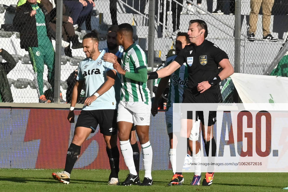 Juventude x Grêmio CAXIAS DO SUL, RS - 01.06.2025: JUVENTUDE X GRêMIO - Images of the football match between Juventude and Grêmio, valid for the 11th round of the 2025 Brazilian Championship, Series A, played at the Alfredo Jaconi Stadium, in Caxias do Sul, RS (01). (Photo: Antà nio Machado Fotoarena) x2747588x Antà nioxMachado