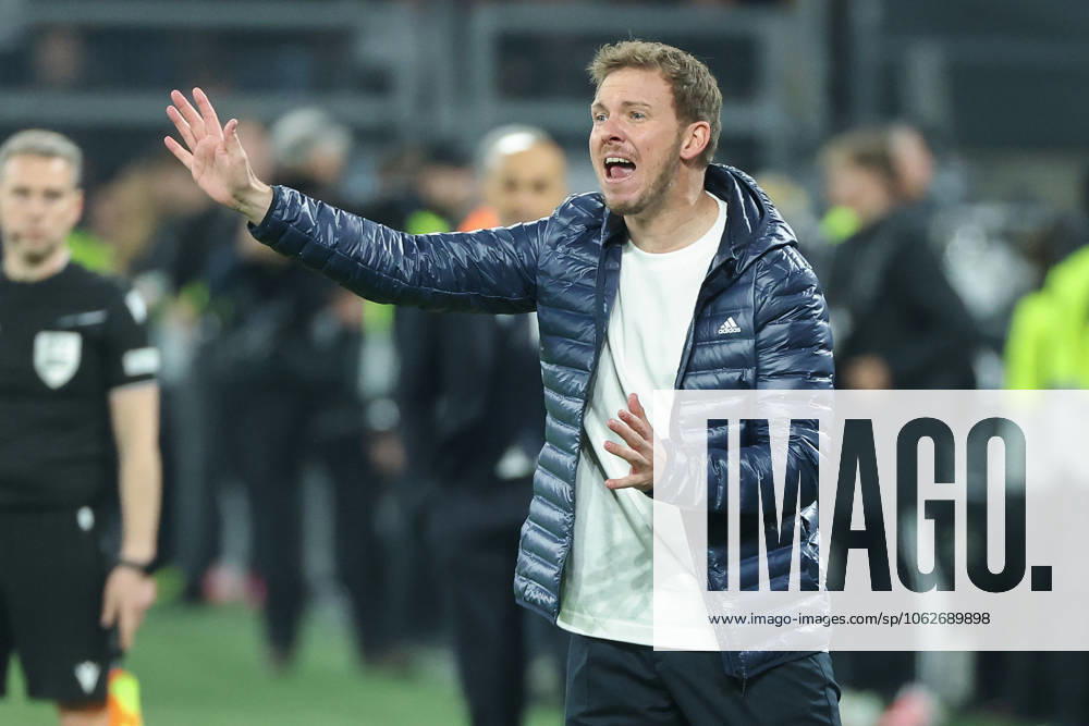 UEFA Nations League - 24 25 - Deutschland - Italien am 23.03.2025 im Signal Iduna Park in Dortmund Trainer Coach Julian Nagelsmann (Deutschland) gibt lautstark Anweisungen