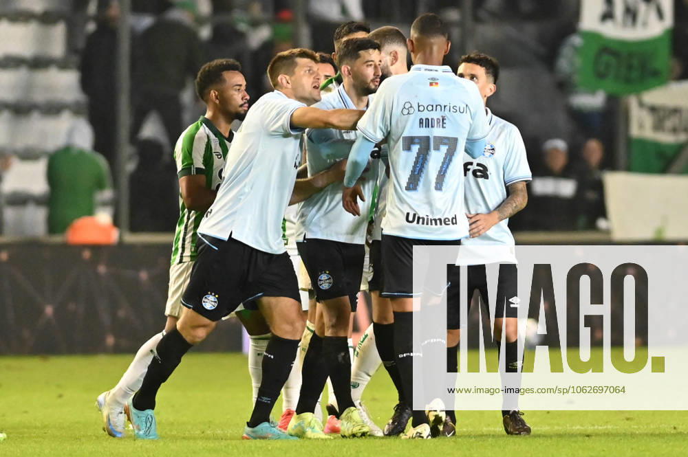 Juventude x Grêmio CAXIAS DO SUL, RS - 01.06.2025: JUVENTUDE X GRÃªMIO - Images of the football match between Juventude and GrÃªmio, valid for the 11th round of the 2025 Brazilian Championship, Series A, played at the Alfredo Jaconi Stadium, in Caxias do Sul, RS (01). (Photo: AntÃ nio Machado Fotoarena) x2747836x AntÃ nioxMachado