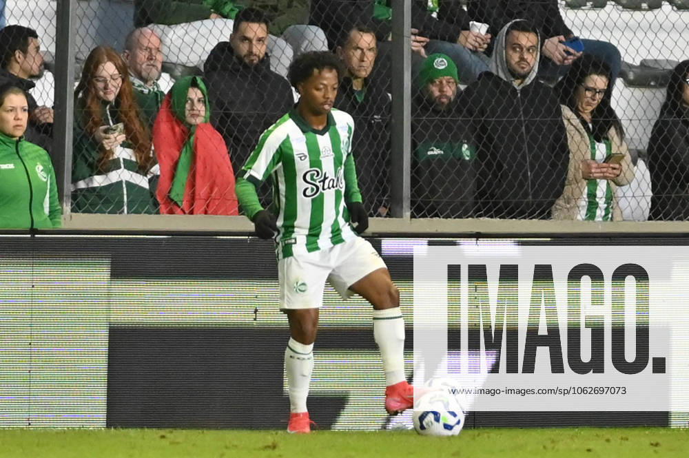 Juventude x Grêmio CAXIAS DO SUL, RS - 01.06.2025: JUVENTUDE X GRêMIO - Images of the football match between Juventude and Grêmio, valid for the 11th round of the 2025 Brazilian Championship, Series A, played at the Alfredo Jaconi Stadium. Enio, Juventude player. Caxias do Sul, RS (01). (Photo: Antà nio Machado Fotoarena) x2747842x Antà nioxMachado