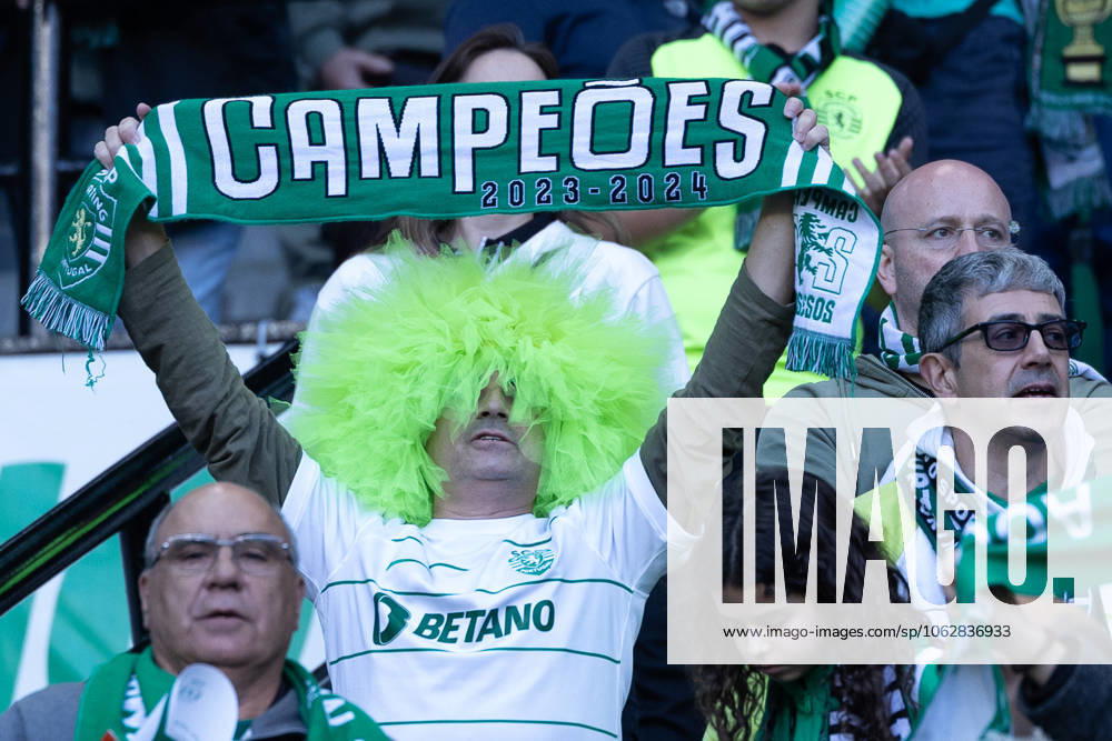 Sporting supporters at the end of the game of Liga Portugal Betclic between Sporting and Chaves at Estadio Jose de Alvalade Lisbon Portugal - ZUMAs359 20240518_zsp_s359_088