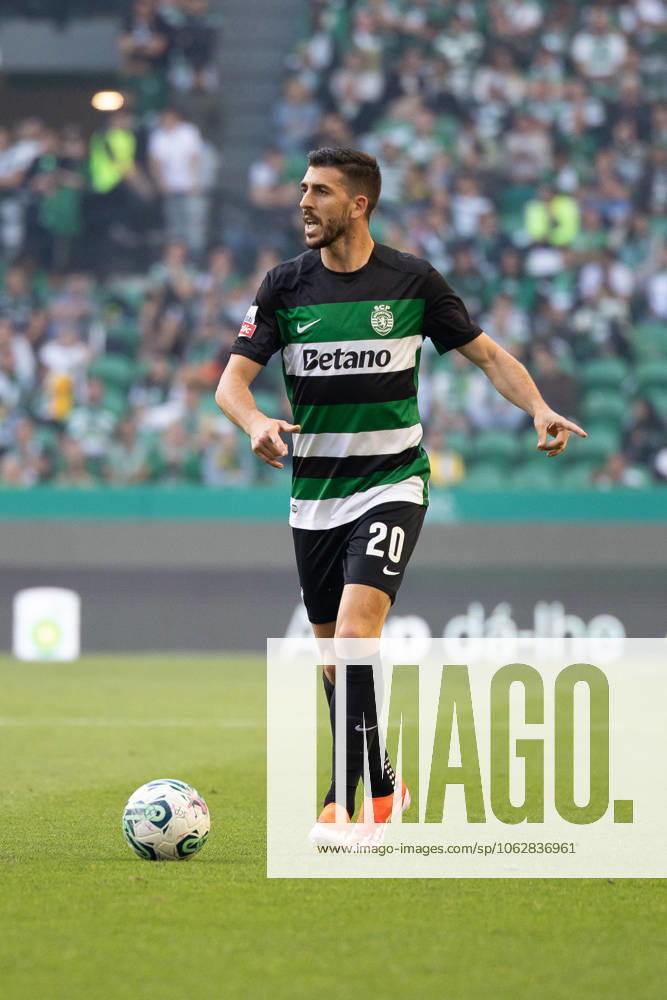 Sporting forward from Portugal PAULINHO (20) in action during the game of Liga Portugal Betclic between Sporting and Chaves at Estadio Jose de Alvalade Lisbon Portugal - ZUMAs359 20240518_zsp_s359_070