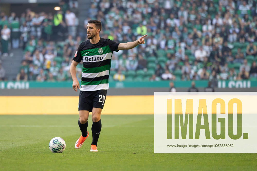 Sporting forward from Portugal PAULINHO (20) in action during the game of Liga Portugal Betclic between Sporting and Chaves at Estadio Jose de Alvalade Lisbon Portugal - ZUMAs359 20240518_zsp_s359_071