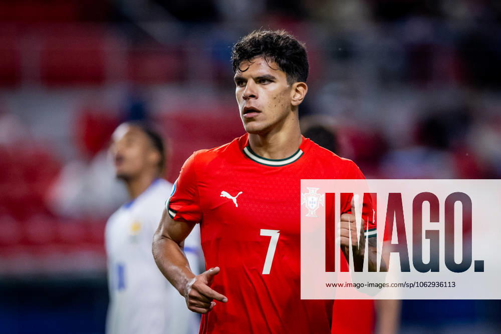 PORTUGAL U21, U 21 - FRANCE U21 Mateus Fernandes of Portugal during the UEFA European Under-21 Championship 2025 football match between Portugal U21 and France U21. Stadium Na Sihoti, Trencin, Slovakia, June 11, 2025. Photo by Branislav Racko