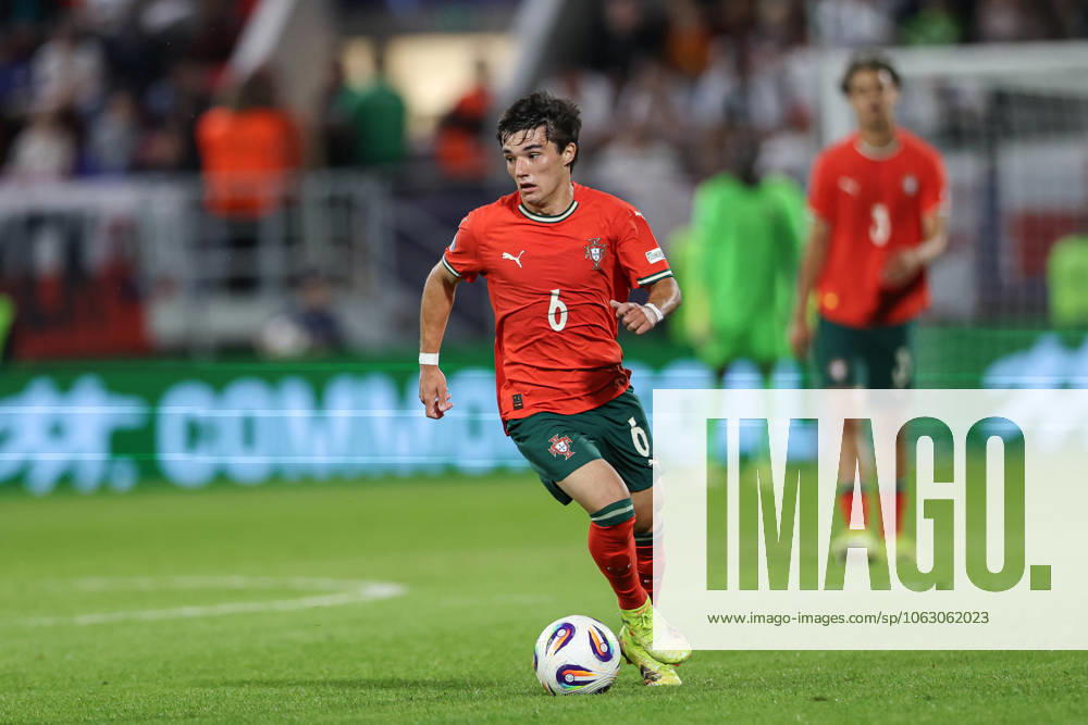 Diogo Nascimento of Portugal is seen in action during the UEFA UNDER21 Championship Slovakia 2025 match between Portugal and Poland at Stadion na Sihoti. FInal Score; Portugal 5:0 Poland. Trenczyn Slovakia - ZUMAs197 20250614_aab_s197_167