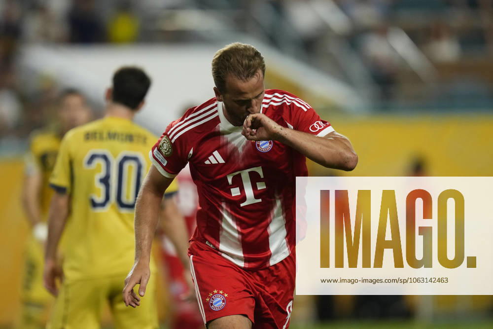 FC Bayern München v CA Boca Juniors: Group C - FIFA Club World Cup 2025 Harry Kane centre-forward of Bayern Munich and England celebrates after scoring his sides first goal during the FIFA Club World Cup 2025 group C match between FC Bayern München and CA Boca Juniors at Hard Rock Stadium on June 20, 2025 in Miami Gardens, Florida. Miami Gardens Florida United States
