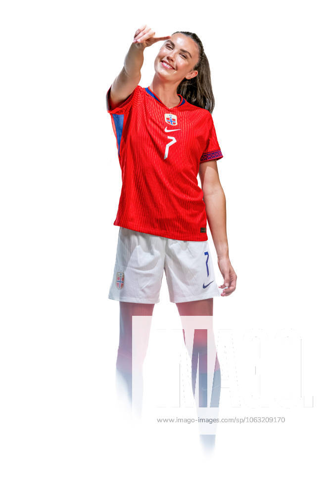 Ingrid Syrstad Engen of the Norwegian womens national football team during a media day ahead of the UEFA Women s Euro on June 23, 2025 in Oslo. Photo: Vegard Grott BILDBYRAN kod VG VG0771 bbeng fotboll football soccer fotball norge norway women dam pre-camp precamp media day mediedag UEFA EURO, EM, Europameisterschaft,Fussball em kvinner em 2025 preview
