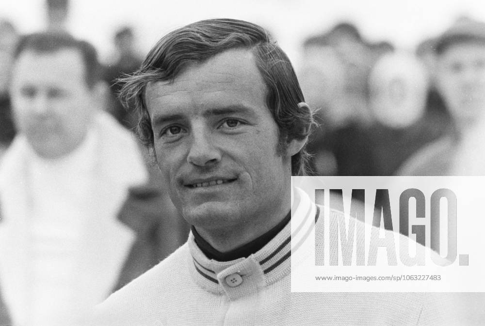 Olympiske Mästaren Jean-Claude Killy, Frankrike som vann samtliga tre guldmedaljer, slalom, storslalom och störtlopp i OS i Grenoble 1968 pa besök i Sverige.