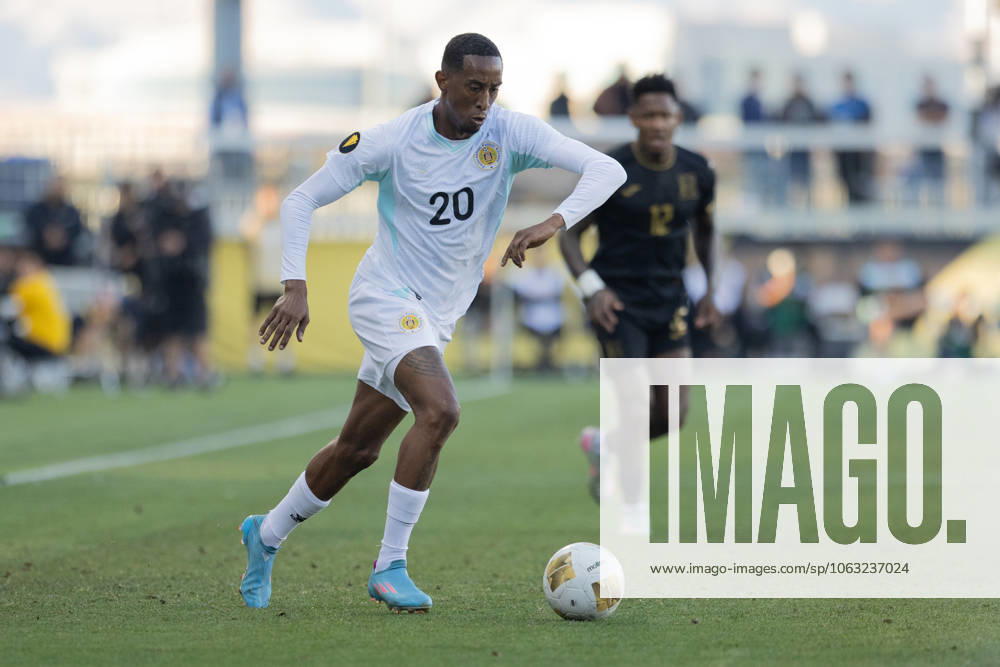 Joshua Brenet 20 of Curacao dribbles the ball during the Concacaf Gold Cup Group B match between Curacao and Honduras. on June 24, 2025 at PayPal Park in San Jose, California. San Jose United States - ZUMAe321 20250624_zsa_e321_056