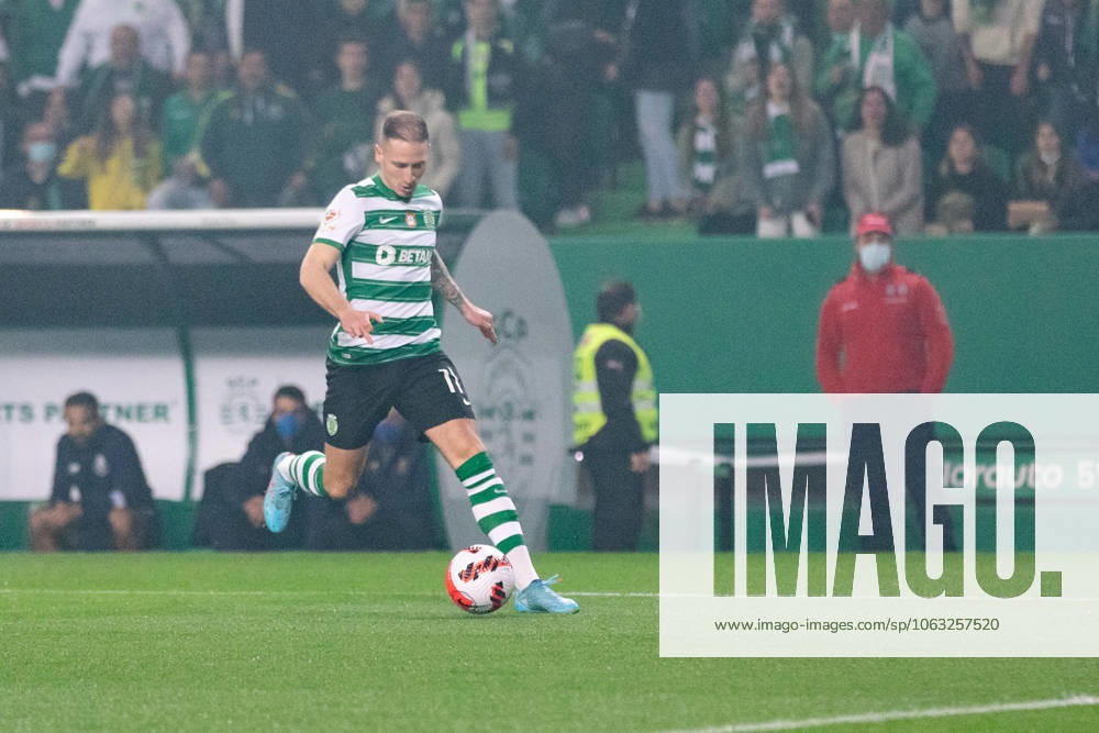 Sporting defender from Portugal NUNO SANTOS (11) in action during the game for Portugal Cup between Sporting and Porto at Estadio Jose de Alvalade Lisbon Portugal - ZUMAs359 20220302_zsp_s359_012