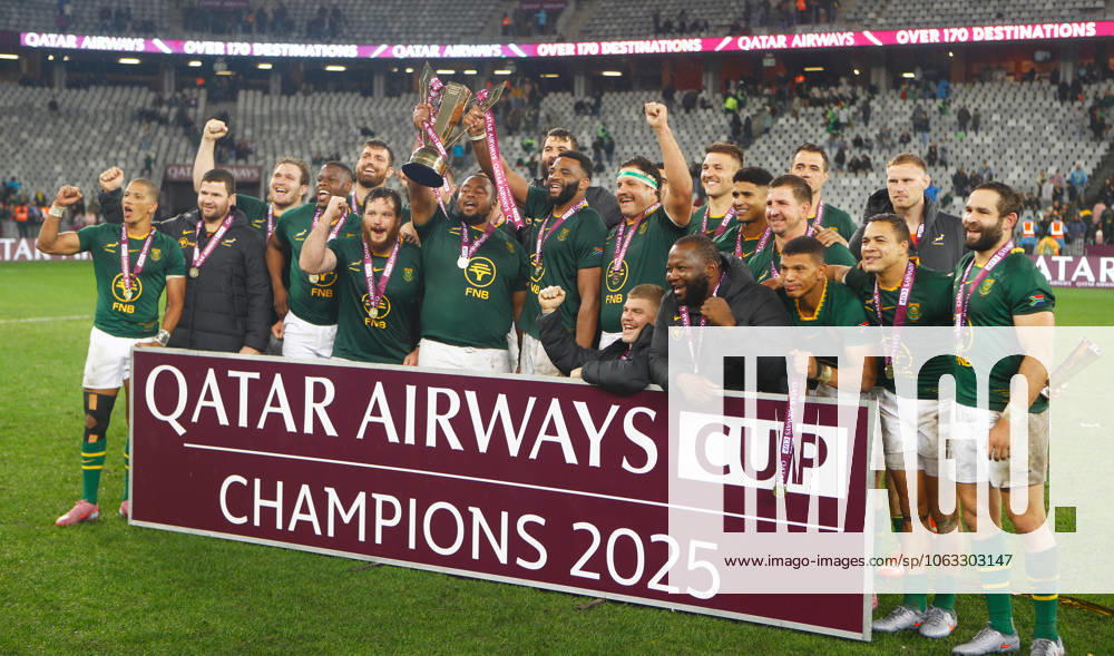 Qatar Airways Cup, DHL Stadium, Cape Town, South Africa 29 6 2025 South Africa vs Barbarians South Africa lift the Qatar Airways Cup South Africa lift the Qatar Airways Cup 29 6 2025