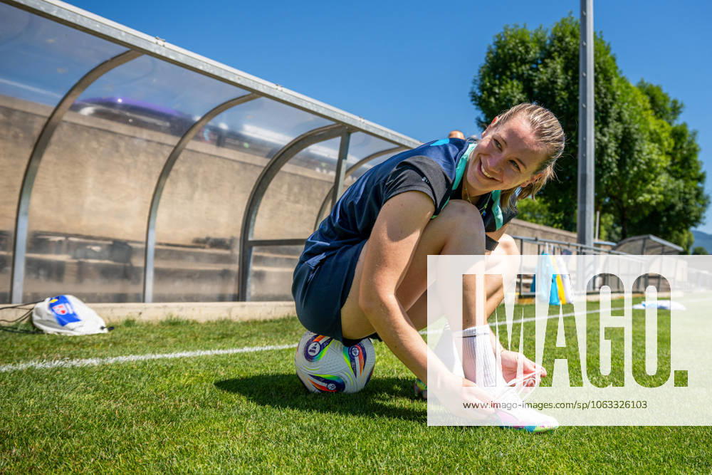 Elisabeth Terland of the Norwegian women s national football team during a training session ahead of the UEFA Women s Euro 2025 on June 29, 2025 in Neuchatel. Photo: Vegard Grott BILDBYRAN kod VG VG0774 bbeng fotboll football soccer fotball fotbolls-em fotball em europamästerskap em uefa womens euro em 2025 träning practice training trening norge norway dam day -3