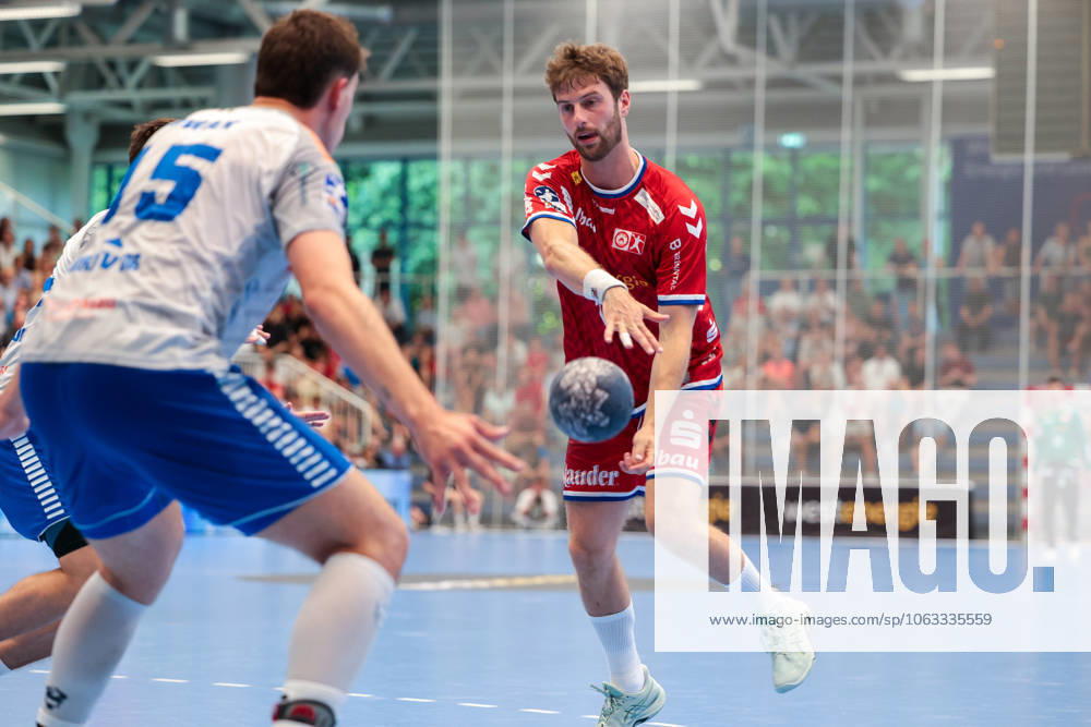 2. Handball Bundesliga, Nachholspiel, TuSEM Essen - Dessau-Rosslauer HV 06, Constantin Heidrich (TuSEM Essen), Essen Sporthalle Am Hallo NRW Deutschland xRHR-FOTO DEx
