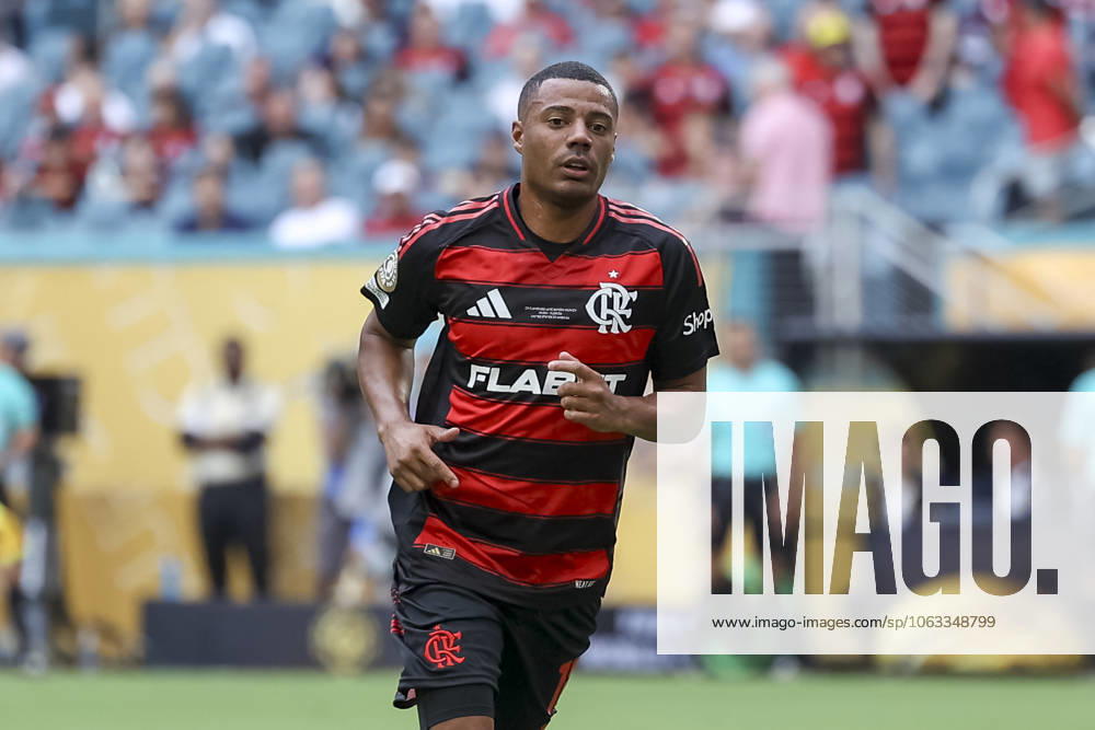 Miami Gardens,United States of America,June 29th,2025: Nicolas De La Cruz 18 CR Flamengo looks on during the FIFA Club World Cup match between CR Flamengo vs FC Bayern Munchen at Hard Rock Stadium on June 29th,2025 (Joao Bravo SPP)