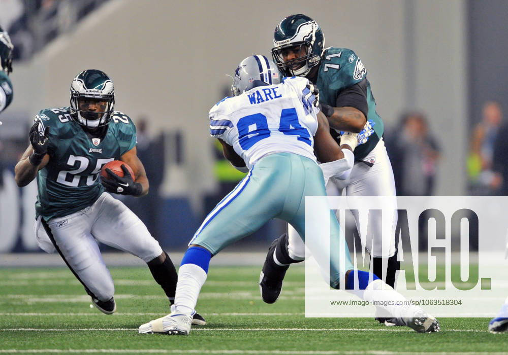 Dec 24th, 2011 .Philadelphia Eagles tackle Jason Peters (71) battles against Dallas Cowboys outside linebacker DeMarcus Ware (94) during the game between the Philadelphia Eagles and the Dallas Cowboys at Cowboy Stadium in Arlington, TX.. .Manny Flores CSM