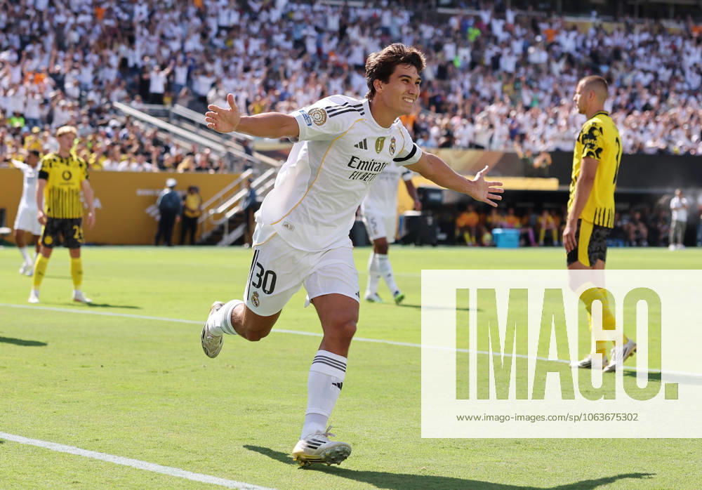 New Jersey, USA, 5th July 2025. Gonzalo Garcia of Real Madrid celebrates scoring the first goal during the Real Madrid vs Borussia Dortmund FIFA Club World Cup quarter final match at Metlife Stadium, New Jersey. Picture credit should read: David Klein Sportimage . SPI_028_DK_Madrid_Dortmund SPI-4006-0031