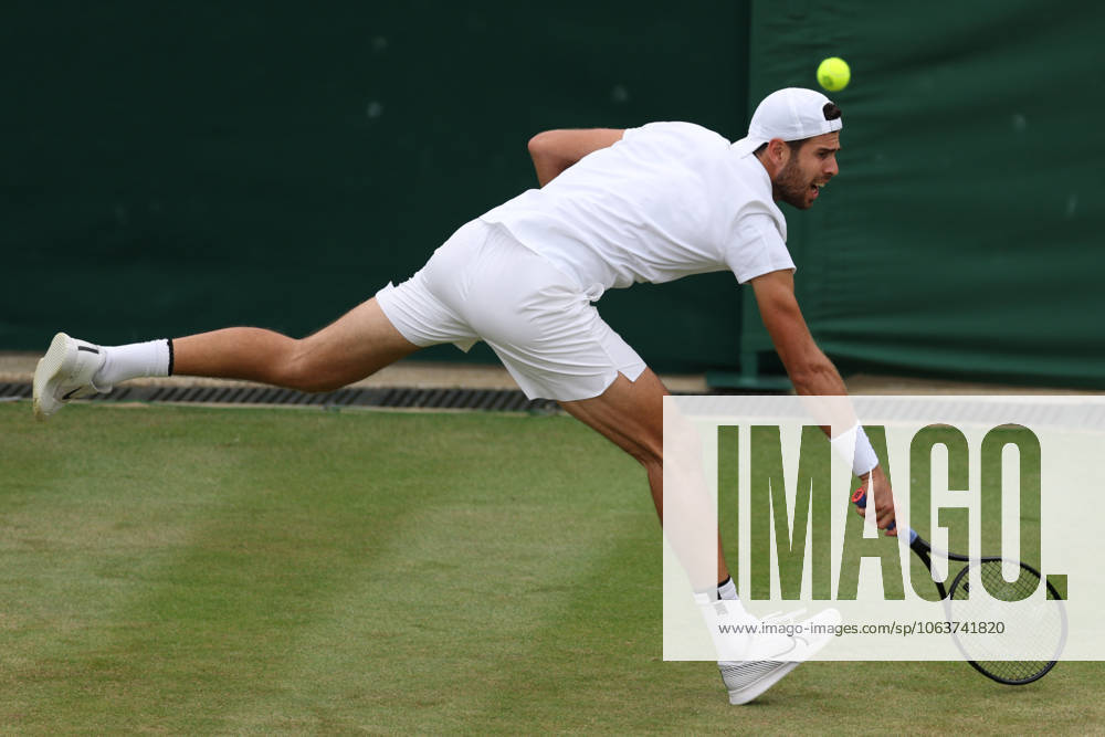 KAREN KHACHANOV during the match against K. Majchrzak of Poland in the fourth round of Championships 2025 at Wimbledon AELTC. London United Kingdom - ZUMAc278 20250706_zsp_c278_005