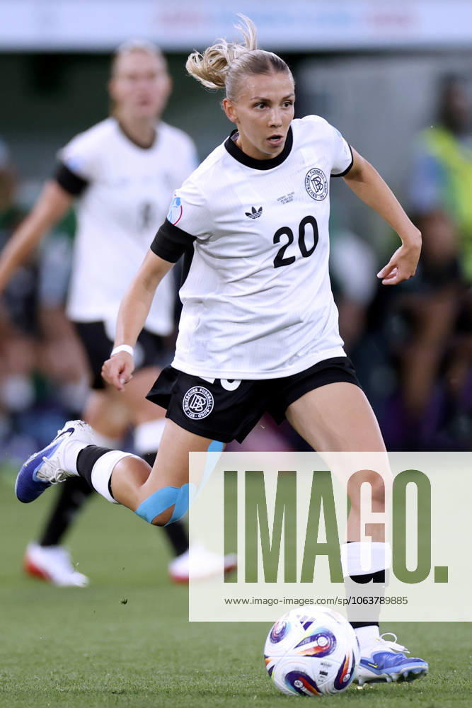 SENSS Elisa Team Deutschland UEFA Frauen Fussball EURO 2025 in der Schweiz Vorrundenspiel Deutschland - Polen 2 : 0 am 04.07. 2025 in St.Gallen