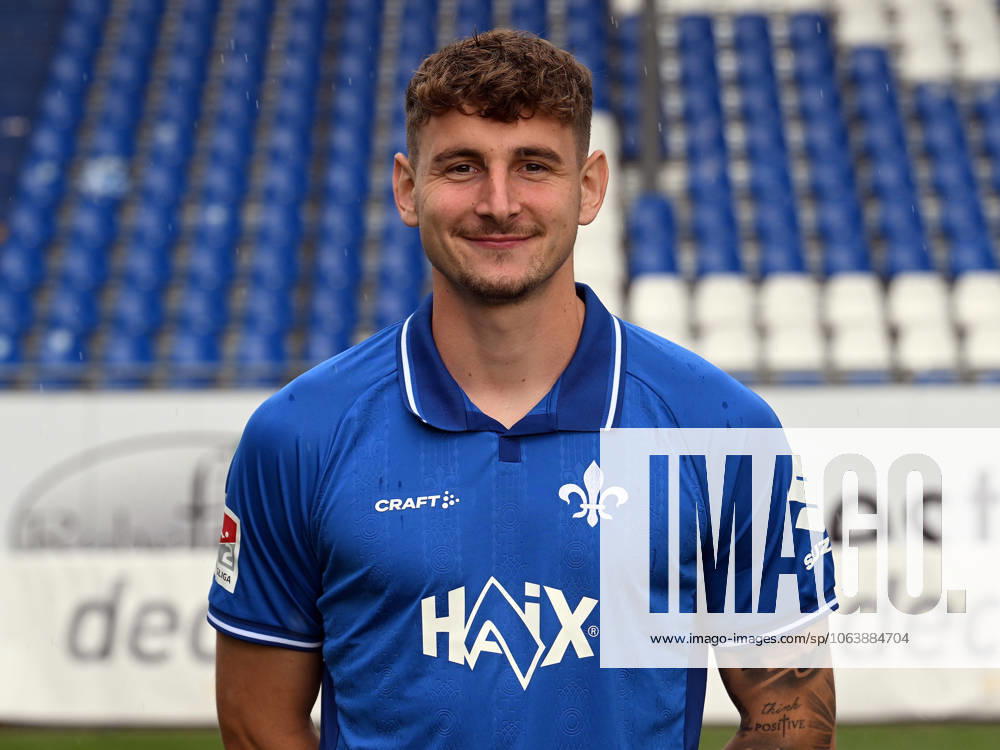 Fussball 2.Bundesliga, SV Darmstadt 98 Fototermin Saison 2025 26, Matej Maglica ; SV Darmstadt 98 2.BL; Porträttermin 2025 2026 Darmstadt