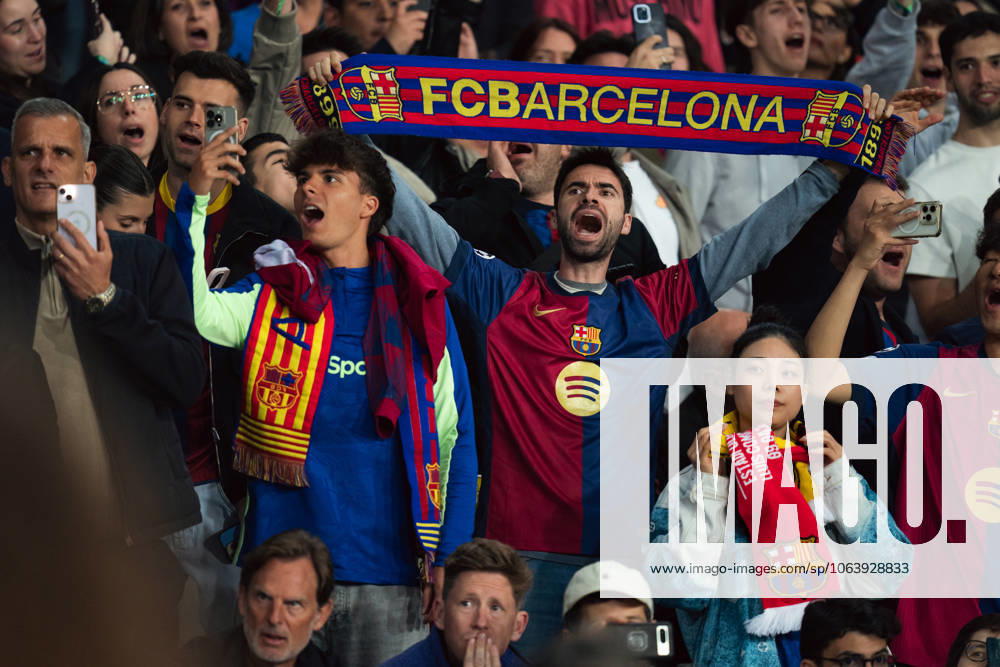 Champions League - Quarters of Final First Leg - FC Barcelona, Barca v Borussia Dortmund in Barcelona, Spain. Barcelona, Spain, 9, April, 2025. Champions League - Quarters of Final First Leg - FC Barcelona v Borussia Dortmund. FC Barcelona supporters. Barcelona Estadi Olimpic Lluis Companys Barcelona Spain