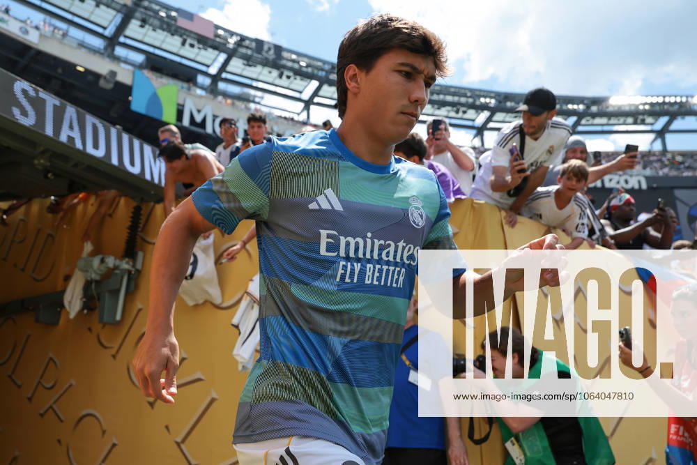 New Jersey, USA, 9th July 2025. Gonzalo Garcia of Real Madrid enters the field of play for the warm up prior to the Paris Saint Germain vs Real Madrid FIFA Club World Cup Semi Final match at Metlife Stadium, New Jersey. Picture credit should read: Jonathan Moscrop Sportimage . SPI_157_JM_PSG_REALMADRID_ SPI-4012-0157