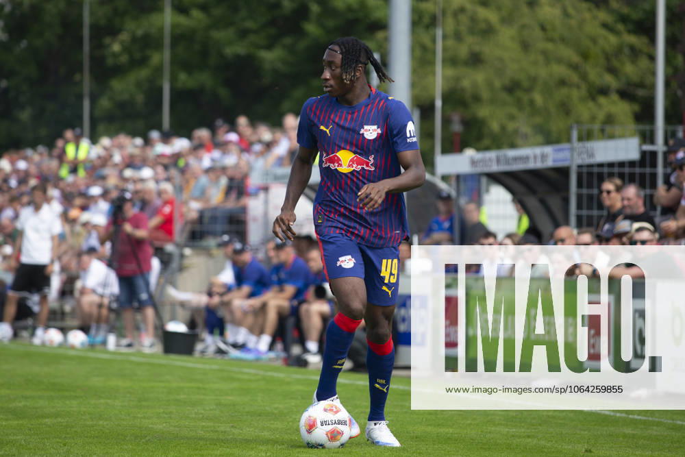 GER, Meuselwitz, Fußball, Testspiel, ZFC Meuselwitz vs. RB Leipzig im Bild v.l.: Yan Diomande (RB Leipzig 49), Freisteller 19.07.2025, Bluechip Arena Meuselwitz DFL DFB REGULATIONS PROHIBIT ANY USE OF PHOTOGRAPHS AS IMAGE SEQUENCES AND OR QUASI-VIDEO,