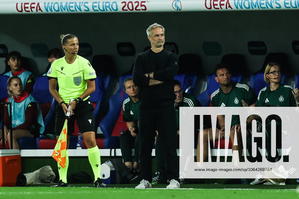 Fussball, UEFA Womens EURO 2025 Viertelfinale Frankreich - Deutschland 19.07.2025, St. Jakob Park Basel Christian Wück (Bundestrainer Deutschland) Basel St. Jakob Park Schweiz