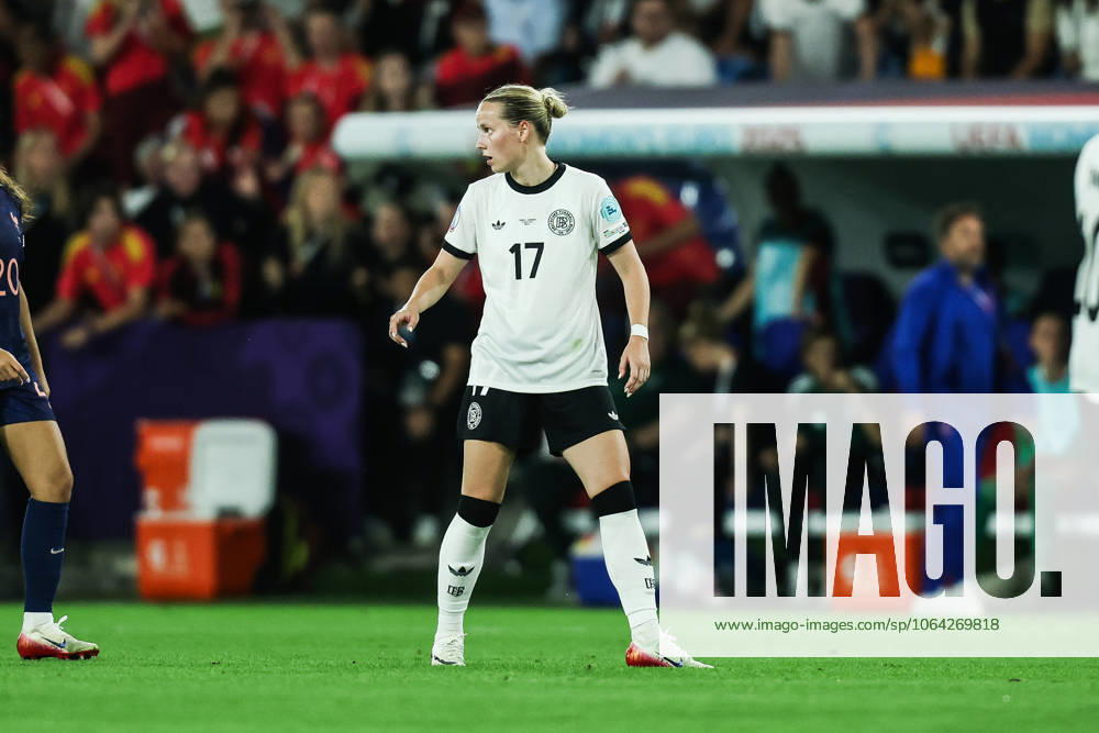 Fussball, UEFA Womens EURO 2025 Viertelfinale Frankreich - Deutschland 19.07.2025, St. Jakob Park Basel Franziska Kett (Deutschland, 17) Basel St. Jakob Park Schweiz