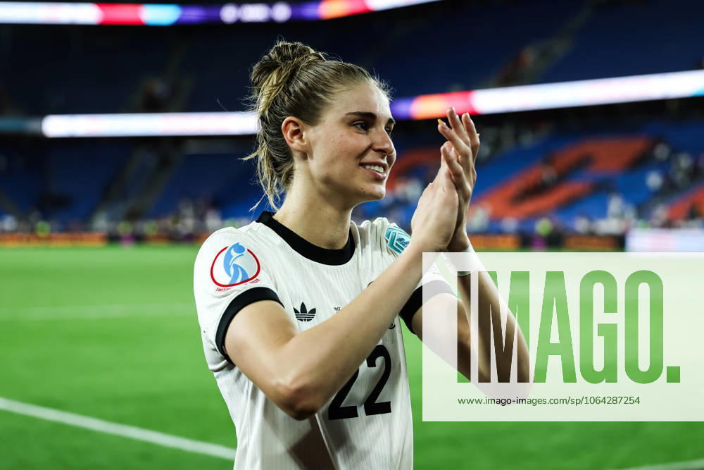 Fussball, UEFA Womens EURO 2025 Viertelfinale Frankreich - Deutschland 19.07.2025, St. Jakob Park Basel Jule Brand (Deutschland, 22) Basel St. Jakob Park Schweiz