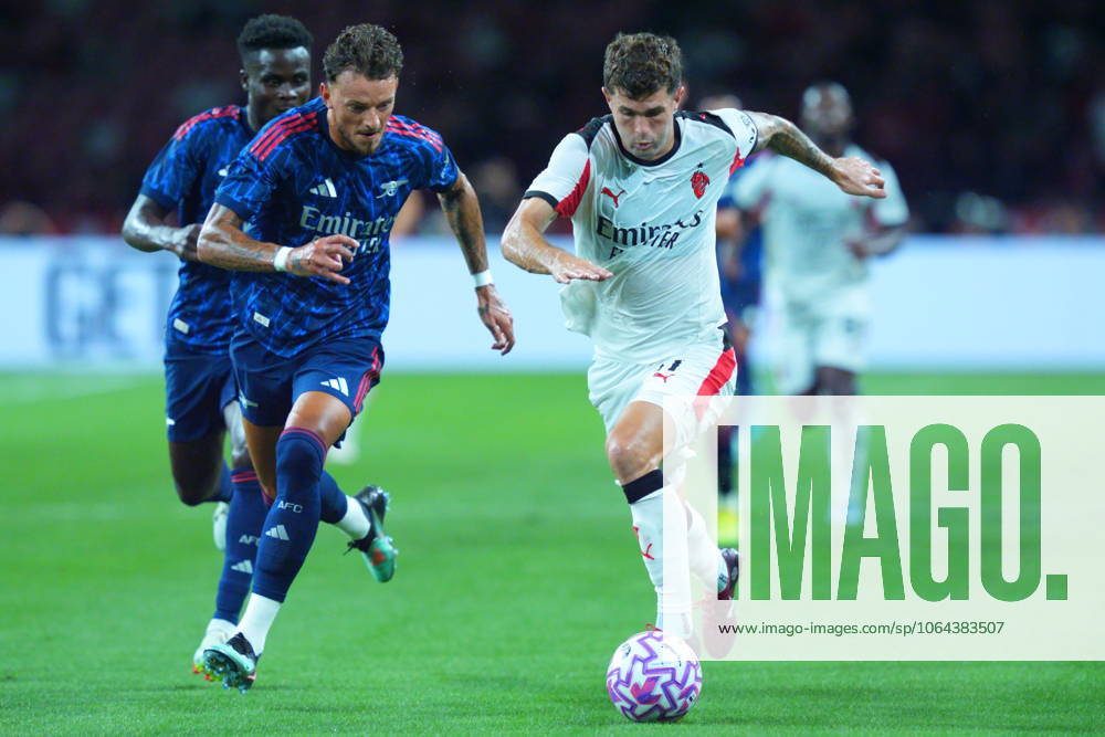 Arsenal FC V AC Milan - Pre-Season Friendly Match Christian Pulisic of AC Milan runs with the ball during the pre-season friendly match between Arsenal FC and AC Milan at National Stadium in Singapore on July 23, 2025. Singapore Singapore
