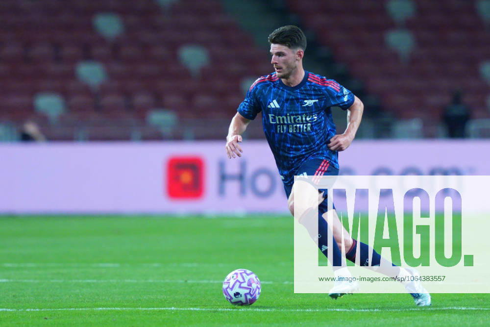 Arsenal FC V AC Milan - Pre-Season Friendly Match Declan Rice of Arsenal plays during the pre-season friendly match between Arsenal FC and AC Milan at National Stadium in Singapore on July 23, 2025. Singapore Singapore