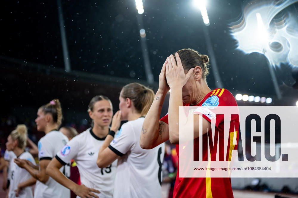 Ann-Kathrin Berger (Deutschland, 01), Sydney Lohmann (Deutschland, 08), Klara Buehl (Deutschland, 19) ist enttauescht ueber die Niederlage und das Ausscheiden aus dem Turnier, SUI, Deutschland vs Spanien, Fussball, UEFA Womens Euro 2025, Halbfinale, 23.07.2025 SUI, Deutschland vs Spanien, Fussball, UEFA Womens Euro 2025, Halbfinale, 23.07.2025 Zuerich