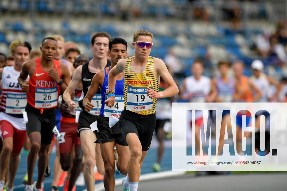 Leichtathletik, FISU World University Games 2025 v.r. Lukas Ehrle macht Tempo Bochum