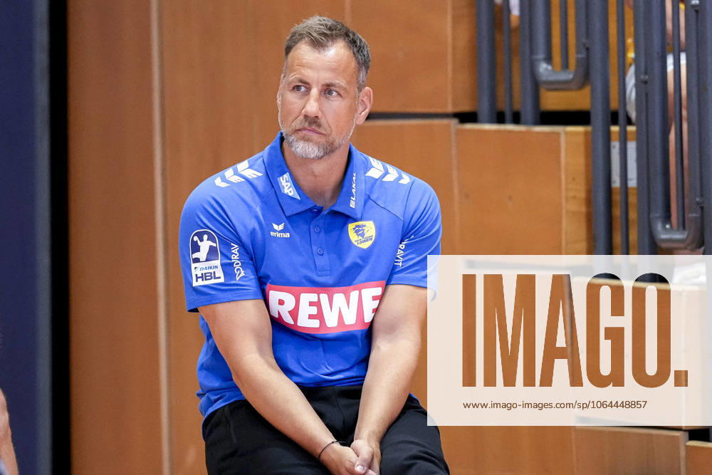 Maik Machulla (Trainer, Cheftrainer, RNL), Einzelbild, Einzelfoto, Aktion, Action, 25.07.2025, Schwetzingen (Deutschland), Handball, Patrick-Lengler-Cup, HG Oftersheim Schwetzingen - Rhein-Neckar Löwen