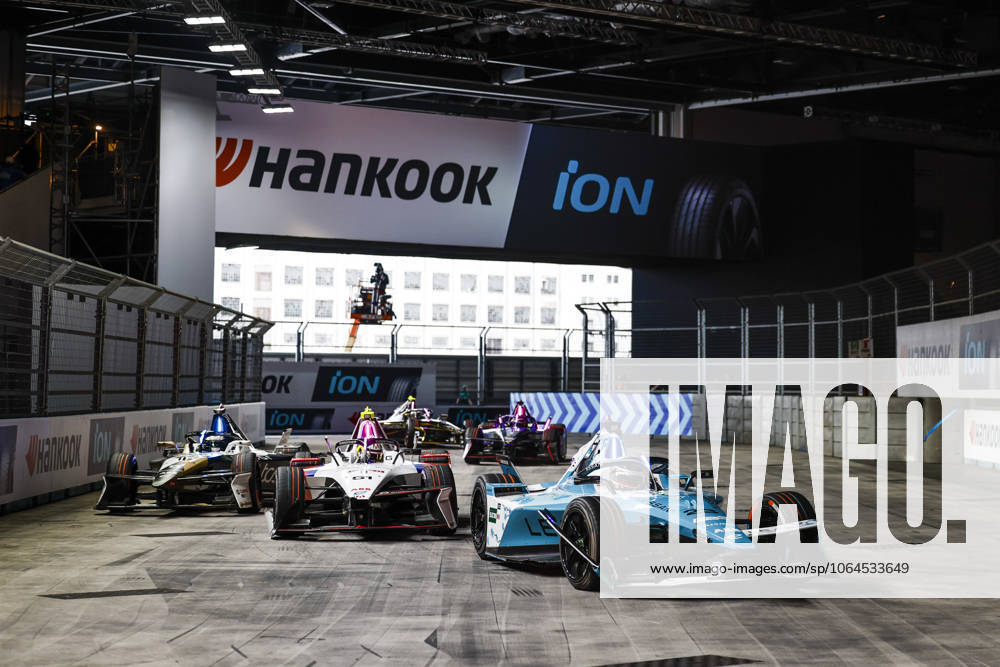 2025 FORMULA E LONDON ePRIX 23 ROWLAND Oliver (gbr), Nissan Formula E Team, Nissan e-4ORCE 05, action during the London ePrix, 15th and 16th round of the 2024-25 ABB FIA Formula E World Championship, WM, Weltmeisterschaft on the ExCel London Circuit from July 25 to 27, 2025 in London, United Kingdom - LondonUnited Kingdom